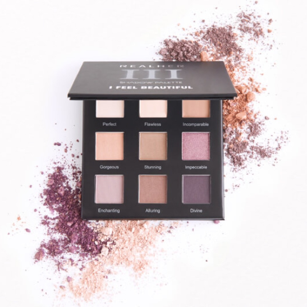 RealHer "I feel beautiful' play book III Palette